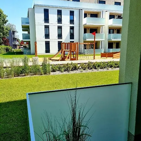 W Obiekcie Platinum 레왈