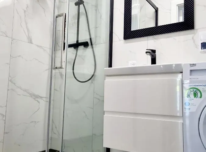 アパート W Obiekcie Platinum レバル